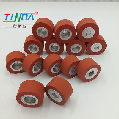 Surface lisse Température élevée de 350 degrés Roue à rouleaux en silicone élastomère pour PFAFF