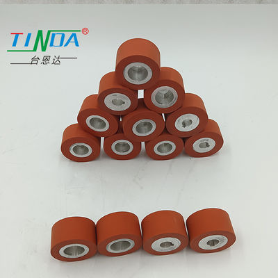 Surface lisse Température élevée de 350 degrés Roue à rouleaux en silicone élastomère pour PFAFF